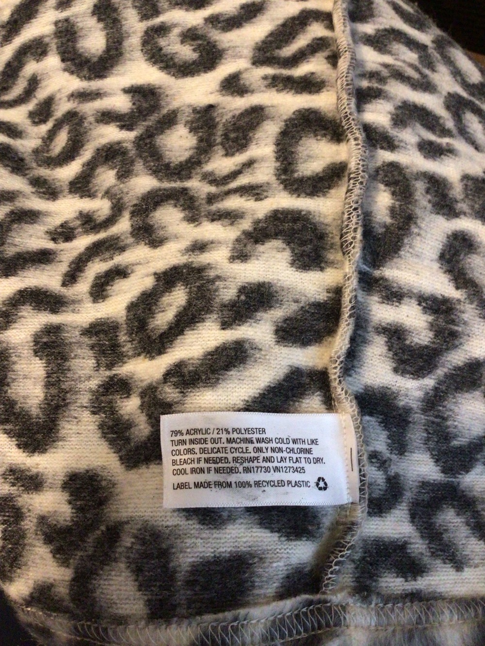 🖤 ✨ LEOPARD PRINT FAUX FUR COAT ✨ 🖤 - Picture 8 of 8